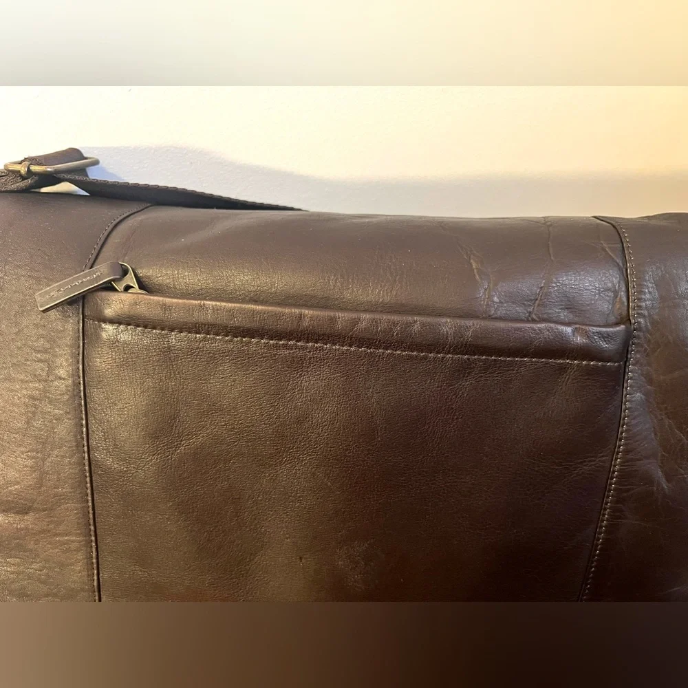 Solo Classic Brown Leather Computer Messenger Bag